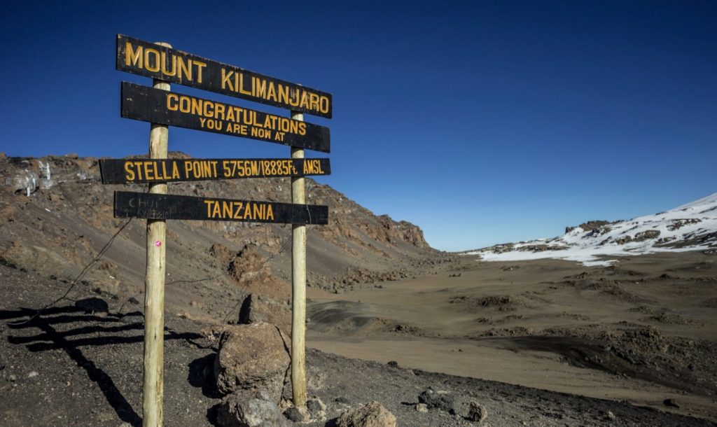 kilimanjaro-stella-point-crater-rim